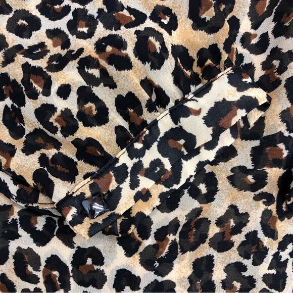 Guess Mobwife Semi Sheer Leopard Print V Neck Long Sleeve Button Front Blouse - Picture 13 of 16